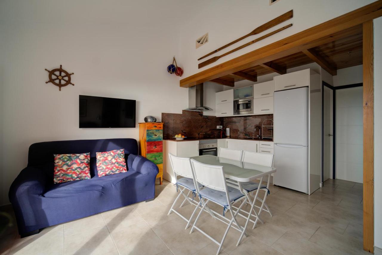 Vista Faro-Apartamento Con Balcon Que Mira Al Mar Cala en Bosch Ngoại thất bức ảnh