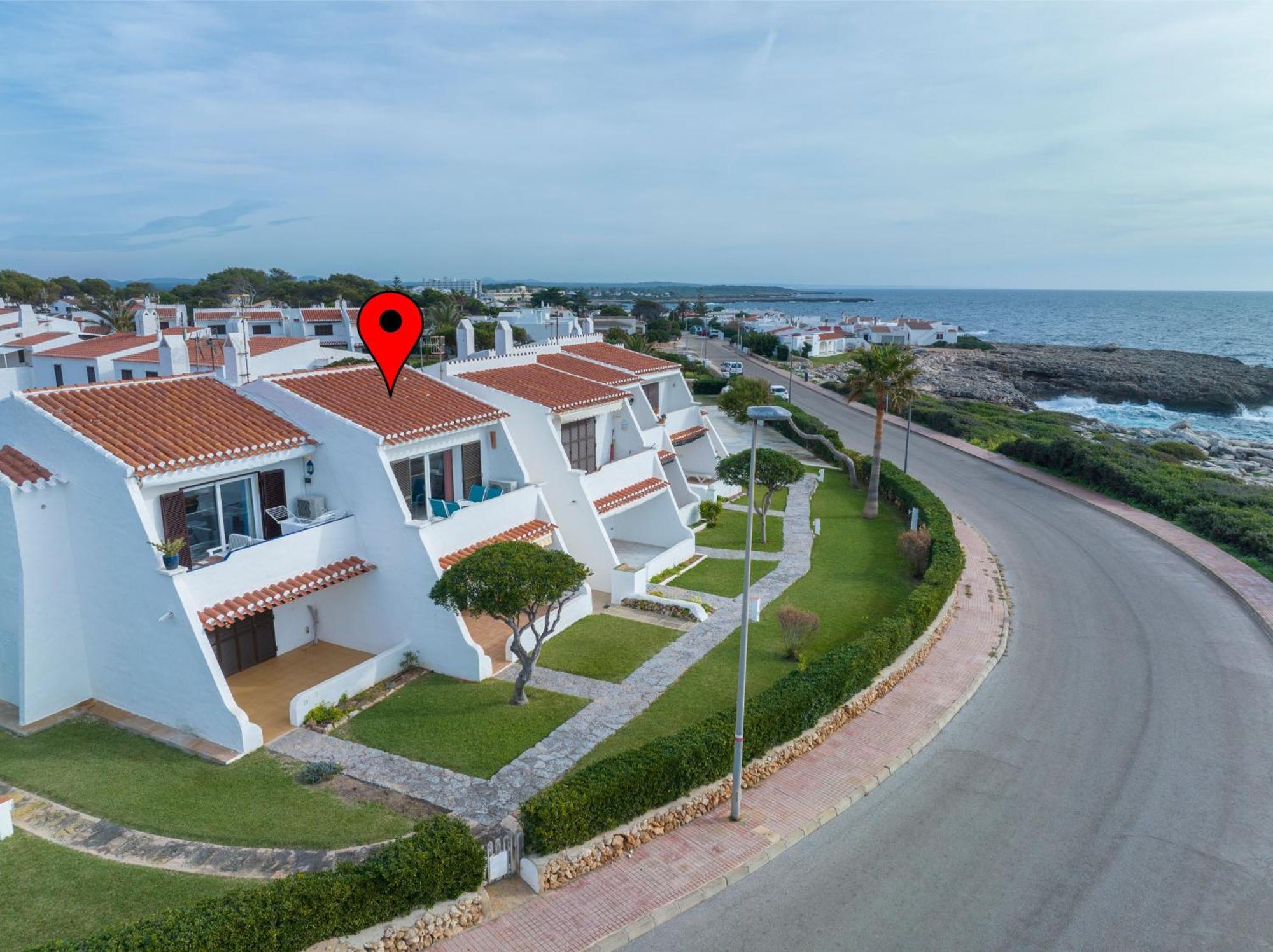 Vista Faro-Apartamento Con Balcon Que Mira Al Mar Cala en Bosch Ngoại thất bức ảnh